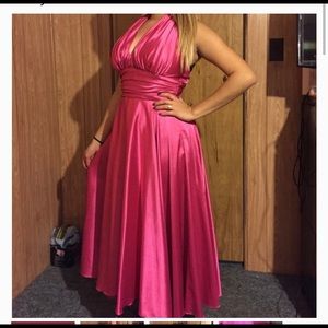 A pink papell boutique prom dress / evening wear silk lined dress